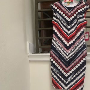 Vince Camuto Body Con Scuba dress NWT